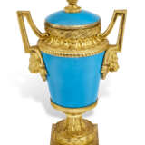 A LATE LOUIS XV ORMOLU-MOUNTED SEVRES TURQUOISE PORCELAIN VASE AND COVER - фото 1