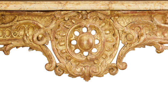 A LOUIS XV GILTWOOD CONSOLE TABLE - фото 9