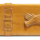 A FRENCH CARVED SATINWOOD BOX - photo 6