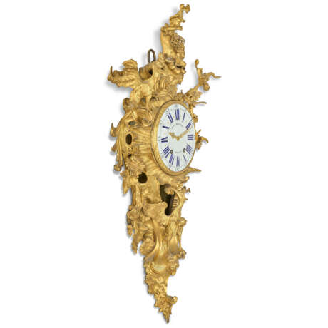 A LOUIS XV ORMOLU STRIKING CARTEL CLOCK - фото 7