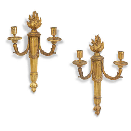 A PAIR OF LATE LOUIS XVI ORMOLU TWIN-BRANCH WALL-LIGHTS - photo 1