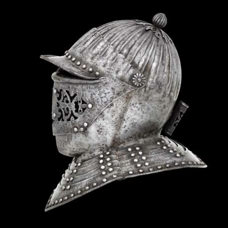 Geschlossener Helm für Kürassiere, Frankreich um 1620. - фото 3