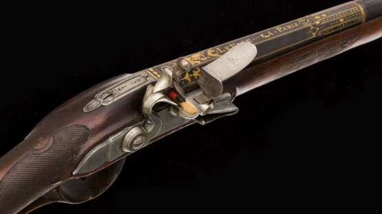 Hochwertiges Steinschlossgewehr von (Jean) LePage in Paris um 1800. - Foto 2