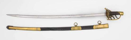 Säbel für Offiziere der Dragoner M 1784 mit Scheide - Sabre a Garde De Bataille D'Officier De Cavalerie. - photo 4