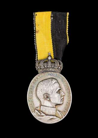 Sachsen-Coburg und Gotha, Ovale silberne Herzog Carl Eduard Medaille 1911. - фото 1