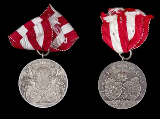 Sachsen-Coburg und Gotha, Zwei Medaillen. - photo 2