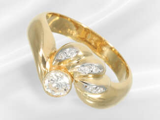 Ring: vintage brilliant-cut diamond gold ring, app…
