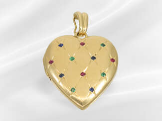 Pendant: heart-shaped vintage medallion pendant se…