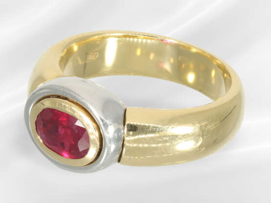 Ring: solid 18K gold ring with ruby setting, appro… - photo 3