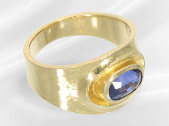 Ring: sehr schöner hochwertiger Saphirring, ca. 2c… - Foto 2