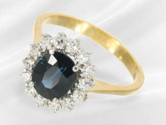 Ring: attraktiver weißgoldener Saphir/Diamant-Gold…