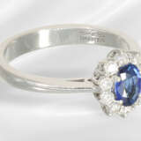 Ring: fine white gold sapphire/brilliant-cut diamo… - photo 5