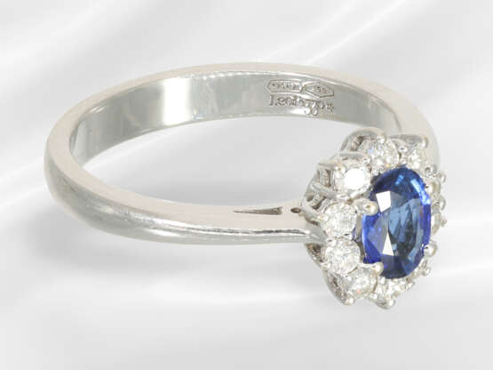 Ring: fine white gold sapphire/brilliant-cut diamo… - photo 5