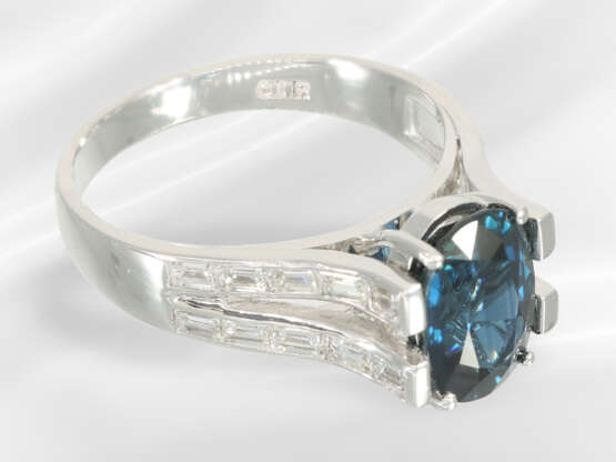 Ring: like new, modern and high quality sapphire/d… - photo 2