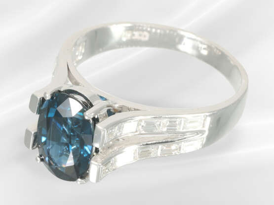 Ring: like new, modern and high quality sapphire/d… - photo 6