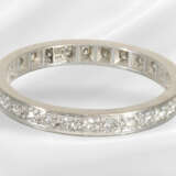 Ring: fine diamond memoire gold ring, 18K white go… - photo 3