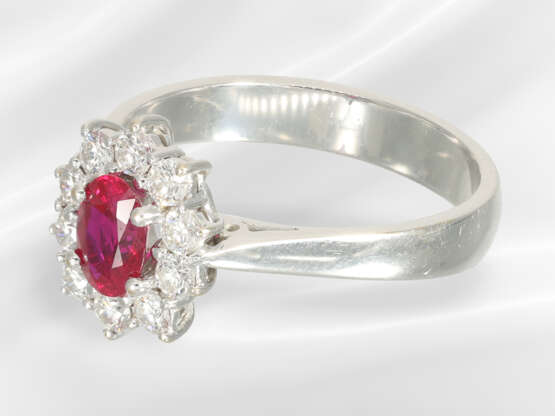 Ring: very fine ruby/brilliant-cut diamond gold ri… - фото 3