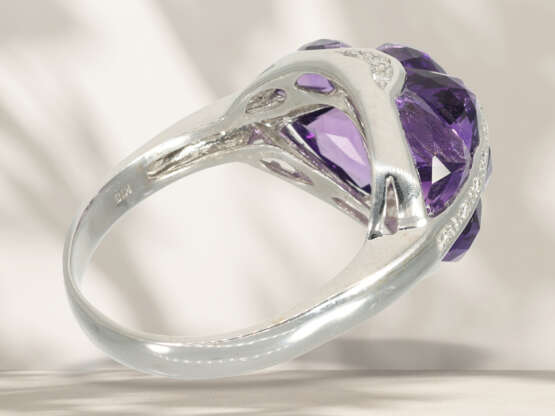 Ring: exceptional designer ring with brilliant-cut… - photo 6