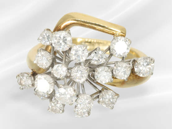 Ring: fancy 18K gold jewellery ring with abundant … - фото 3