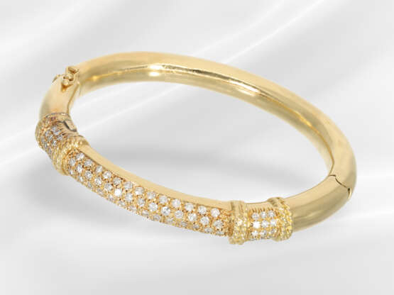 Bangle: decorative and high-quality crafted bangle… - photo 1