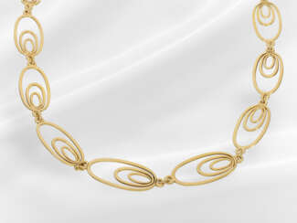 Chain/necklace: very decorative vintage 18K gold c…