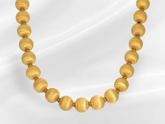 Chain/necklace: unusual 14K gold ball chain… - фото 1