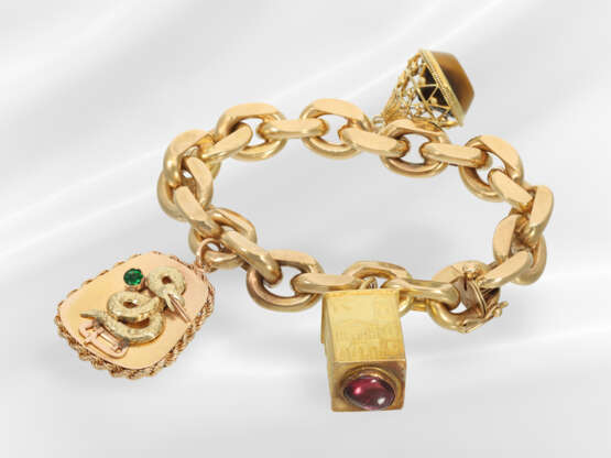 Bracelet: wide and fancy vintage charm bracelet wi… - photo 2