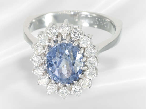 Ring: high-quality gold ring with Ceylon sapphire … - фото 3