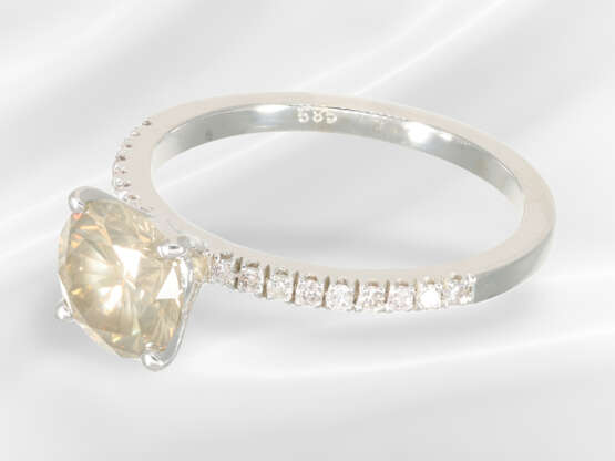 Ring: white gold brilliant-cut diamond solitaire r… - photo 4