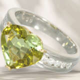 Ring: modern platinum ring with large green sphene… - photo 1