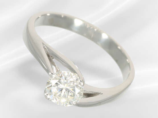 Ring: high-quality solitaire ring from Wempe, bril… - photo 1