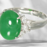 Ring: like new platinum ring with imperial jade in… - photo 2