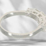 Ring: exceptional gold ring with 5 Asscher-cut dia… - photo 4