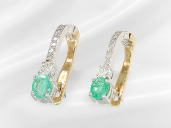 Stud earrings: vintage emerald/brilliant-cut diamo… - фото 3