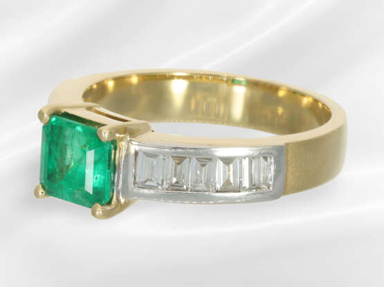 Ring: modern and solid emerald diamond gold ring, … - photo 5