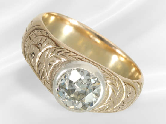 Ring: rare, antique gold jewellery ring with a bea… - photo 1