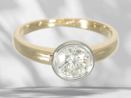 Ring: Brillant-Solitär-Goldschmiedering, großer Br… - Foto 2