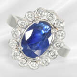 Ring: solid white gold sapphire/brilliant-cut diam… - photo 1