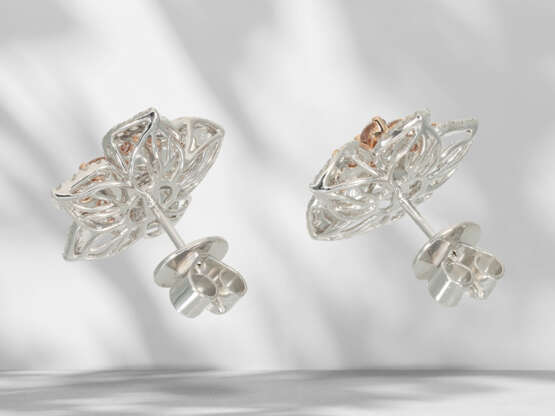 Ohrringe: Moderne Diamant Blüten-Ohrstecker mit pi… - Foto 5