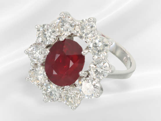 Ring: white gold ruby/brilliant-cut diamond gold r… - photo 5
