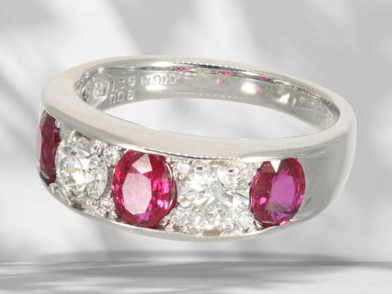 Ring: precious platinum ring with rubies and brill… - photo 4