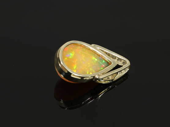 Pendant: very decorative opal/brilliant-cut diamon… - photo 4
