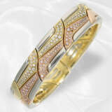 Exceptionally crafted gold bangle with fine diamon… - photo 2