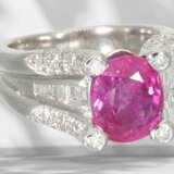 Ring: extremely valuable ruby/diamond ring, platin… - photo 5