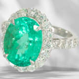 Ring: valuable platinum ring with large emerald of… - фото 6