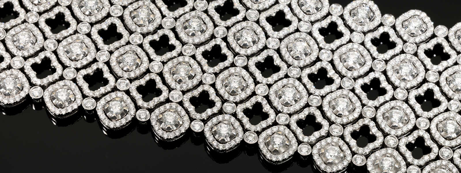 Unique, high-carat brilliant-cut diamond bracelet …