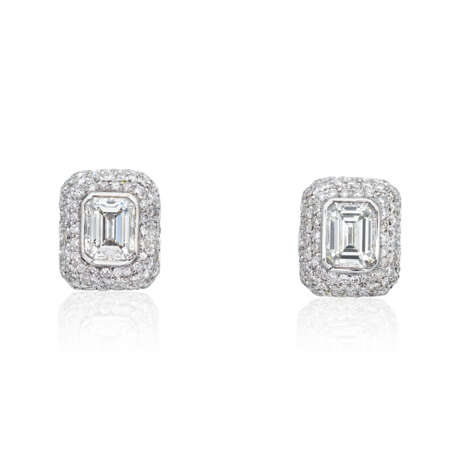 ADLER DIAMOND RING; AND EARRINGS - фото 5