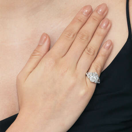 SET OF DIAMOND JEWELLERY - photo 7