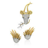 NO RESERVE - TIFFANY & CO. JEAN SCHLUMBERGER DIAMOND 'FLAME' EARRINGS AND 'GAZELLE' BROOCH - photo 1