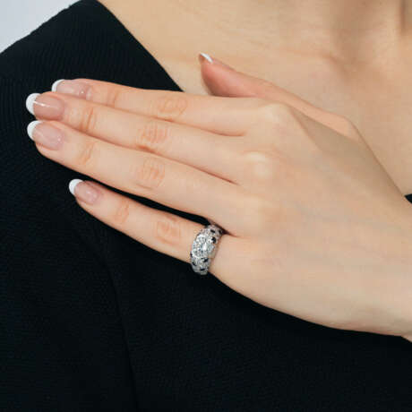 DIAMOND AND SAPPHIRE RING - photo 4